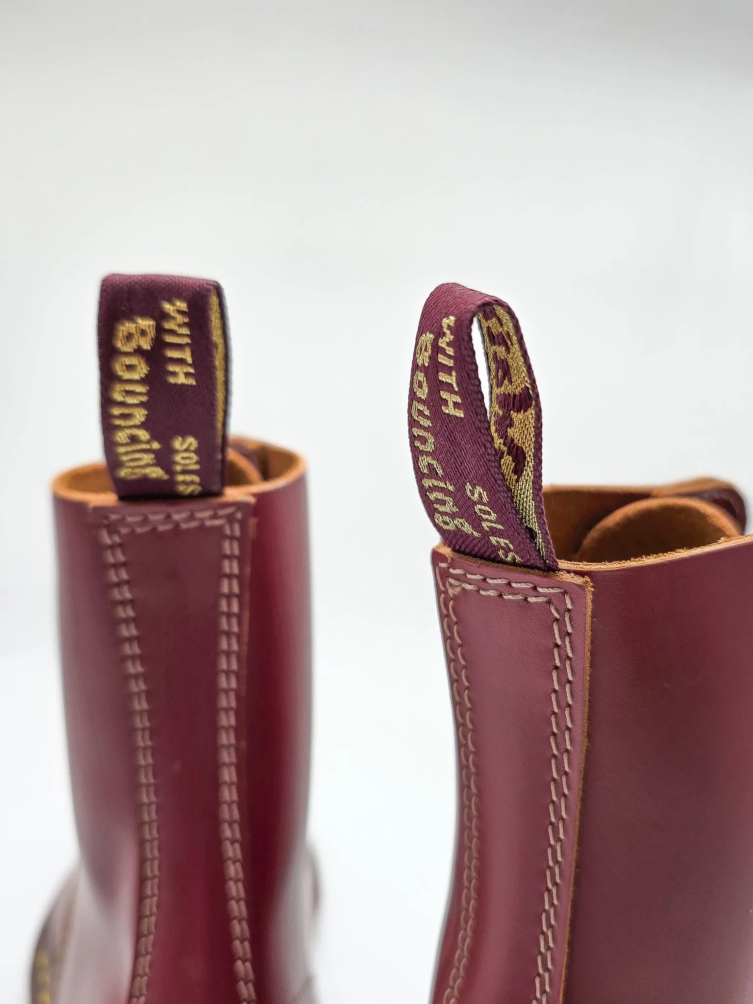 DR. MARTENS 1460 CHERRY SMOOTH ENGLAND