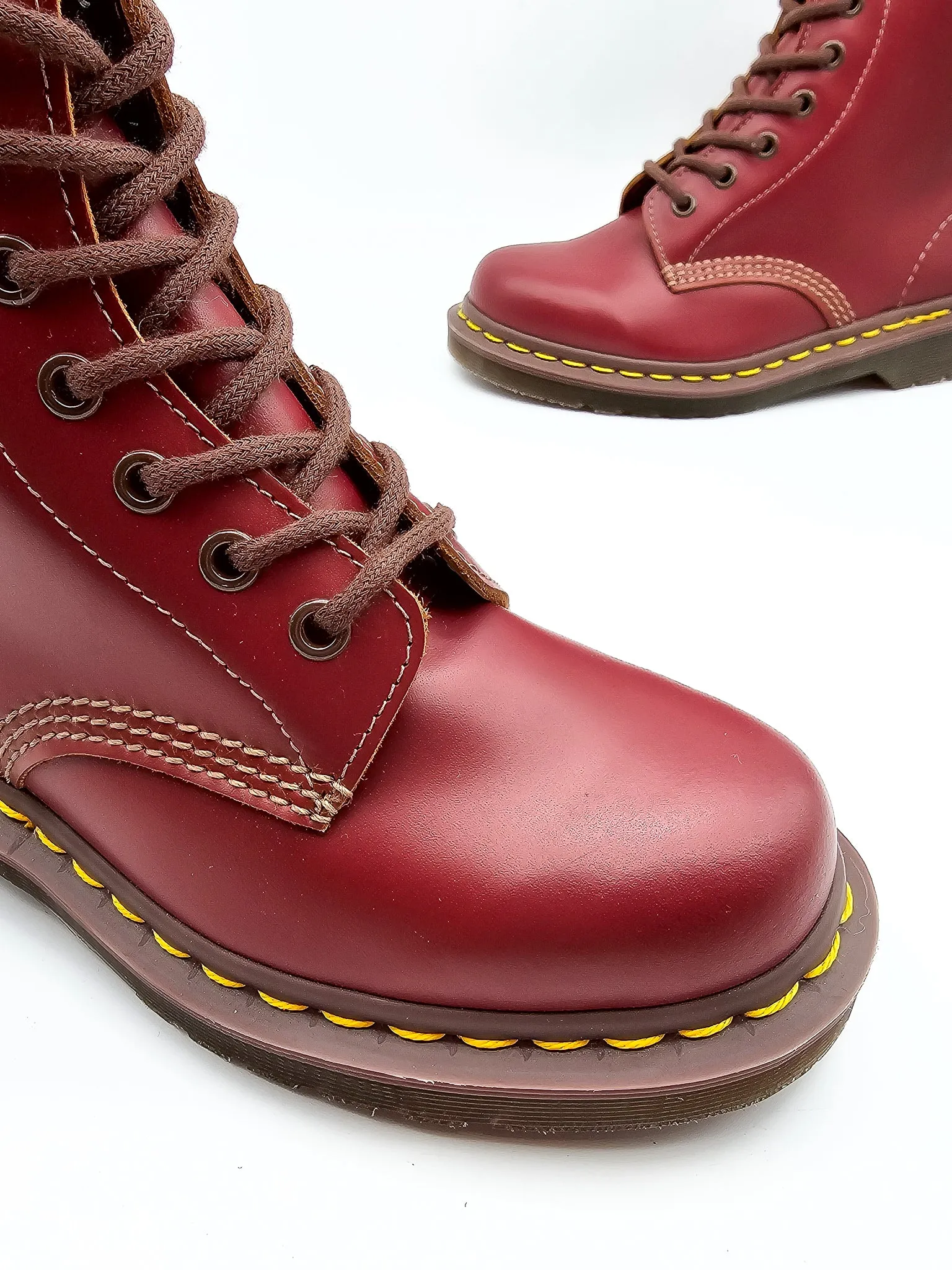 DR. MARTENS 1460 CHERRY SMOOTH ENGLAND