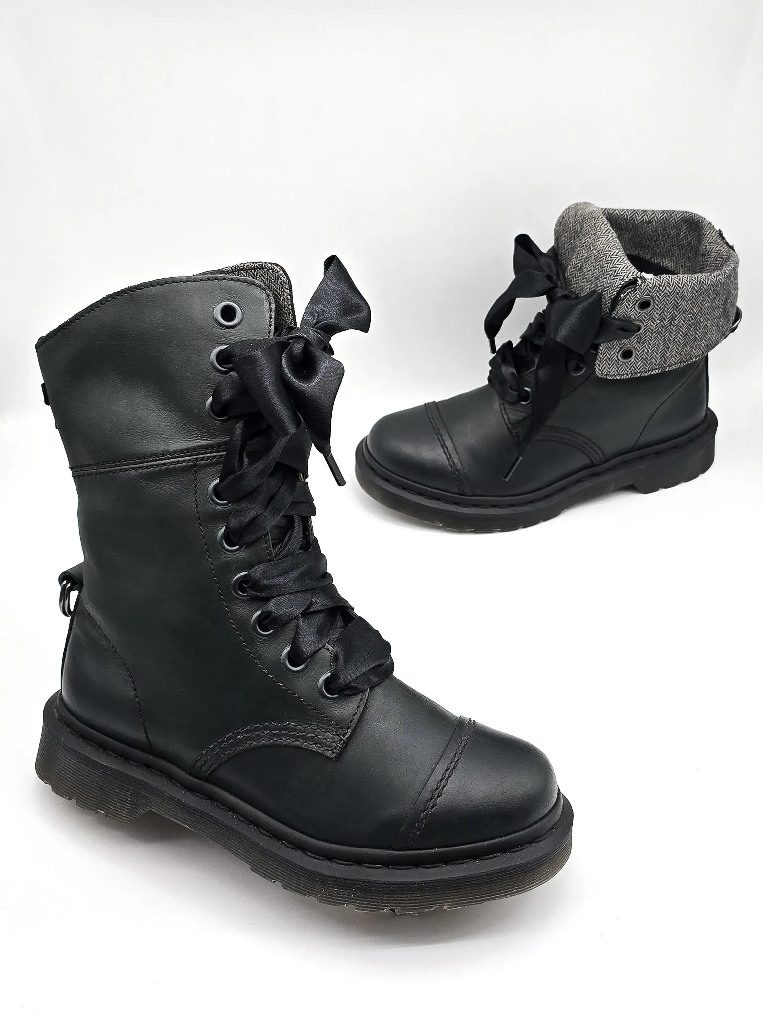 DR. MARTENS AIMILITA BLACK GREY TWILL